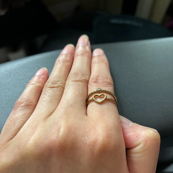 Delicate Gold Heart and Solitaire Stackable Rings - Picture 3 of 5